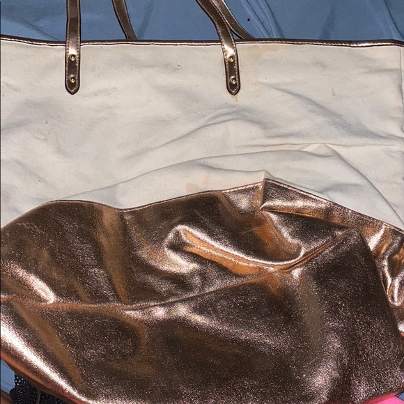 Two Victoria secrets tote bags - Picture 6 of 8